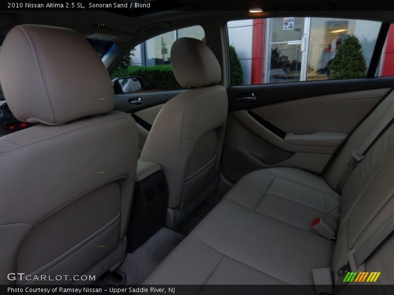 Sonoran Sand / Blond 2010 Nissan Altima 2.5 SL