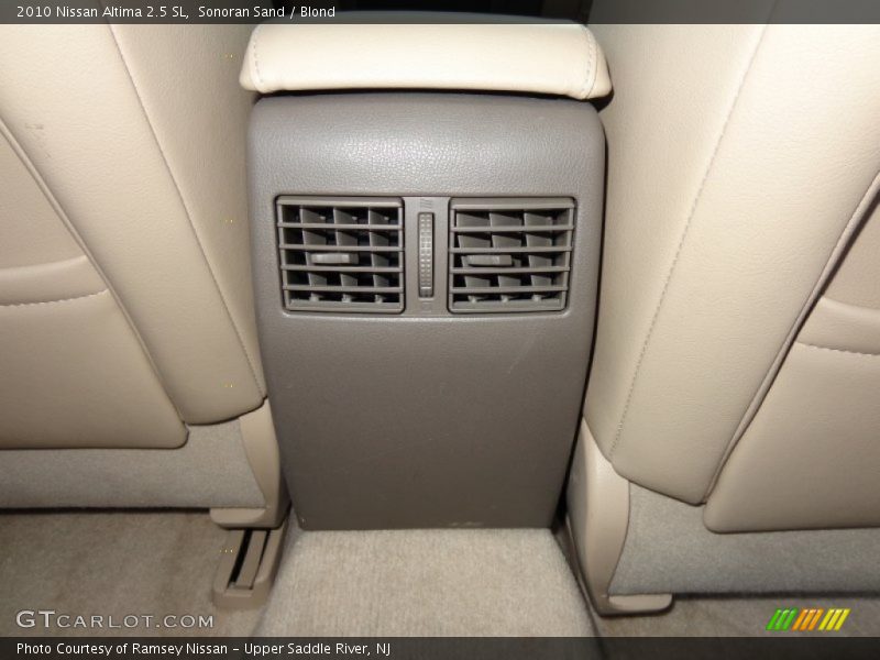 Sonoran Sand / Blond 2010 Nissan Altima 2.5 SL