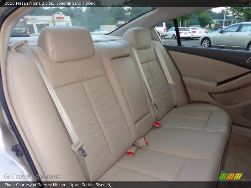 Sonoran Sand / Blond 2010 Nissan Altima 2.5 SL