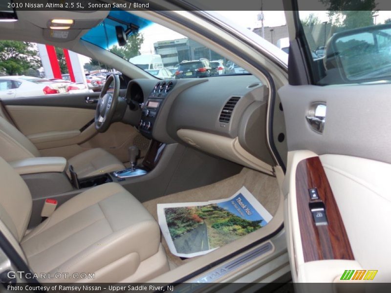 Sonoran Sand / Blond 2010 Nissan Altima 2.5 SL