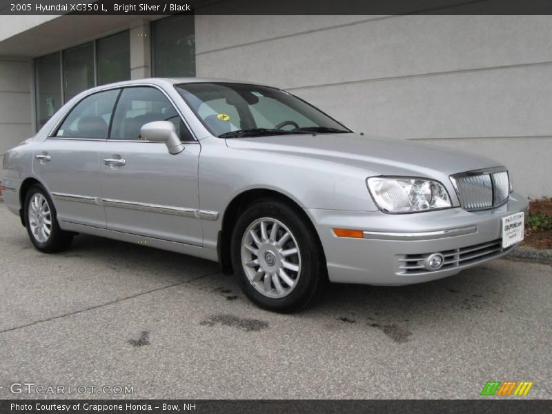Bright Silver / Black 2005 Hyundai XG350 L