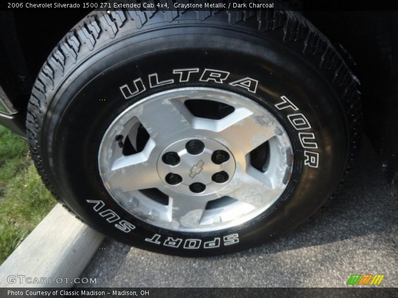 Graystone Metallic / Dark Charcoal 2006 Chevrolet Silverado 1500 Z71 Extended Cab 4x4