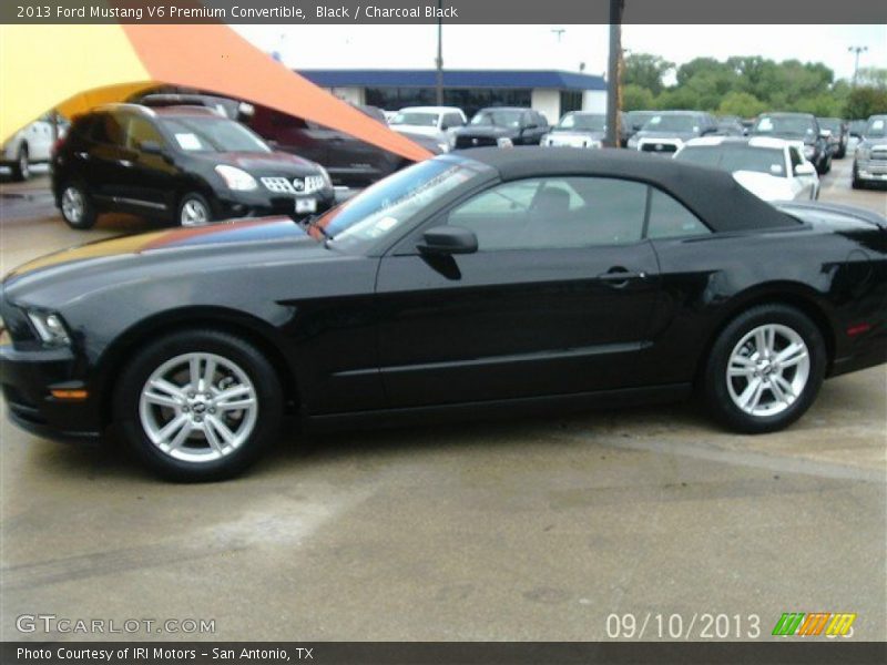 Black / Charcoal Black 2013 Ford Mustang V6 Premium Convertible