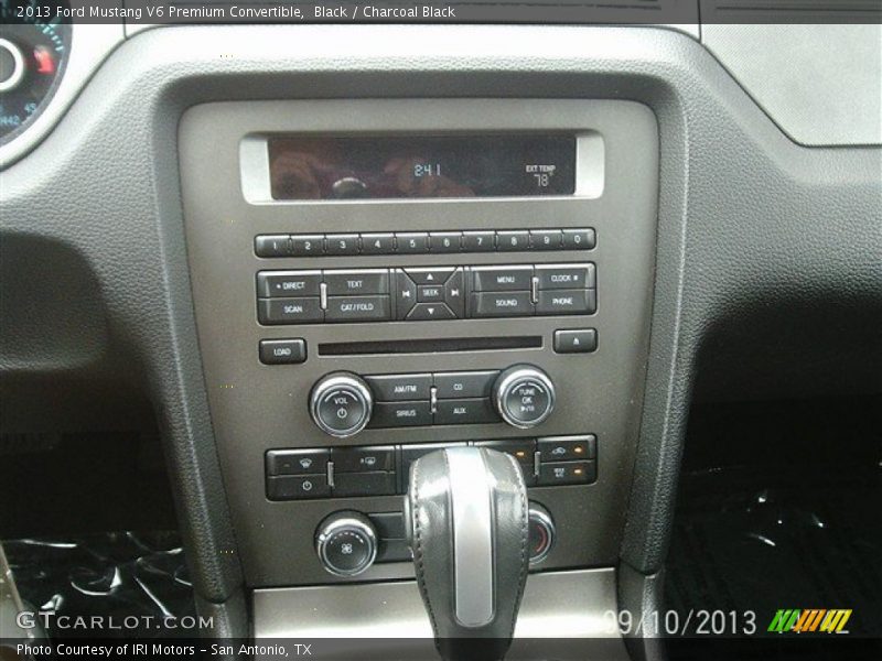 Black / Charcoal Black 2013 Ford Mustang V6 Premium Convertible