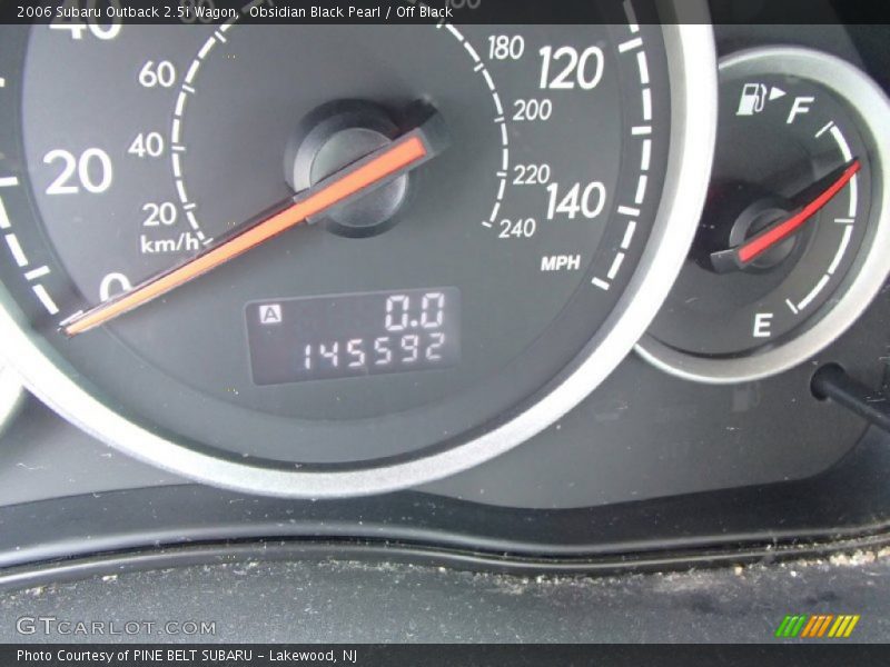 Obsidian Black Pearl / Off Black 2006 Subaru Outback 2.5i Wagon