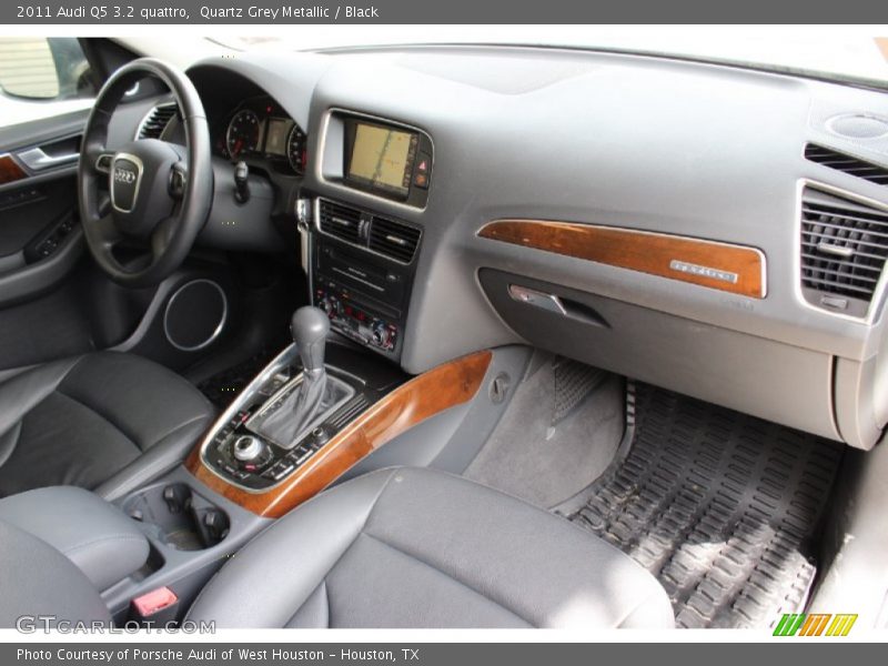 Quartz Grey Metallic / Black 2011 Audi Q5 3.2 quattro