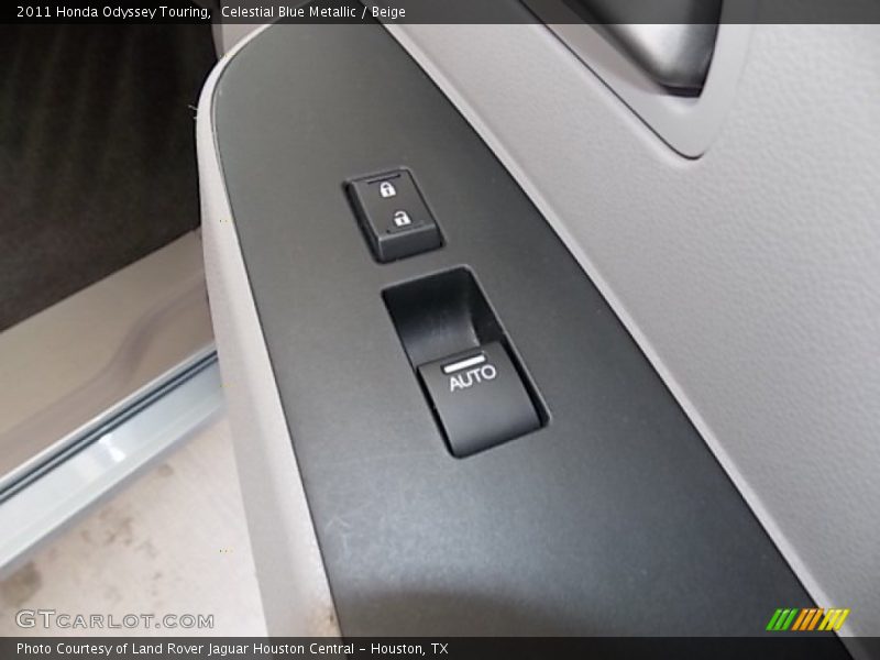 Celestial Blue Metallic / Beige 2011 Honda Odyssey Touring