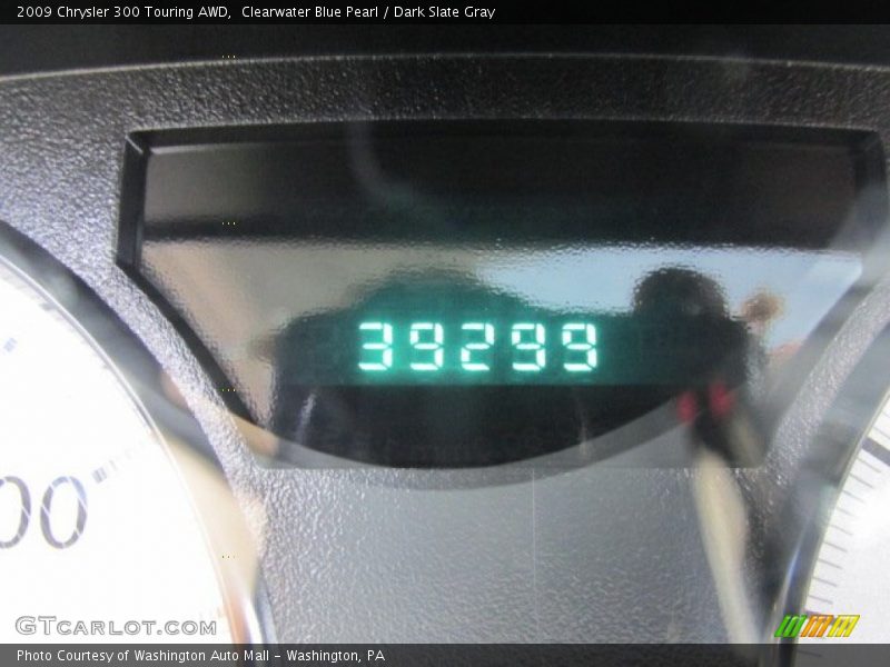 Clearwater Blue Pearl / Dark Slate Gray 2009 Chrysler 300 Touring AWD