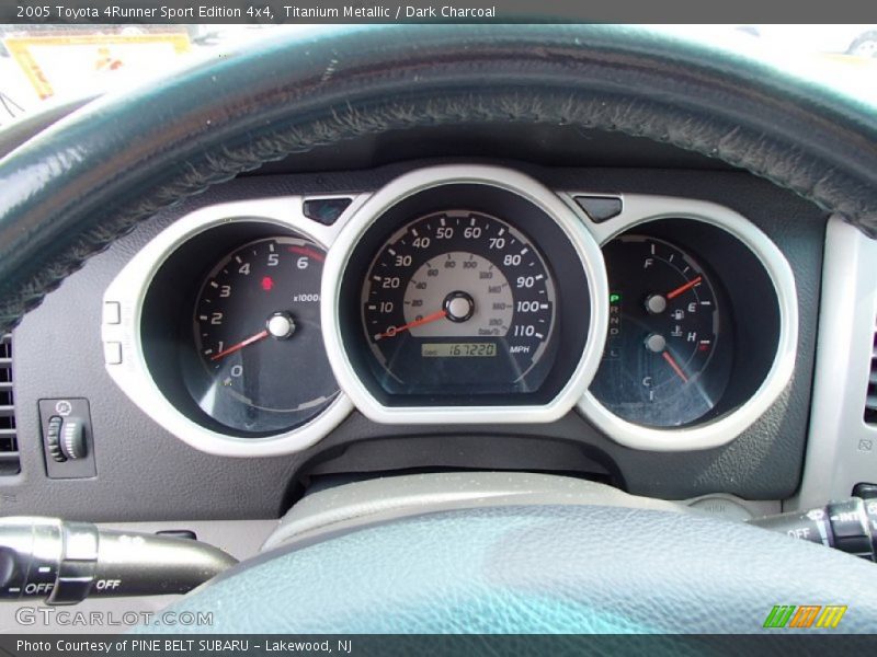 Titanium Metallic / Dark Charcoal 2005 Toyota 4Runner Sport Edition 4x4