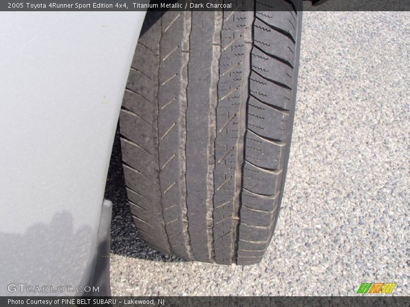 Titanium Metallic / Dark Charcoal 2005 Toyota 4Runner Sport Edition 4x4