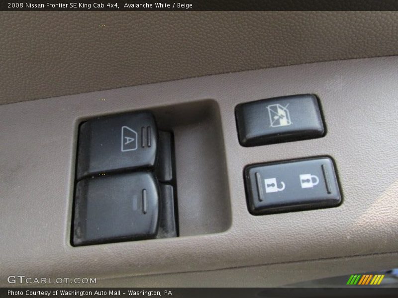 Avalanche White / Beige 2008 Nissan Frontier SE King Cab 4x4