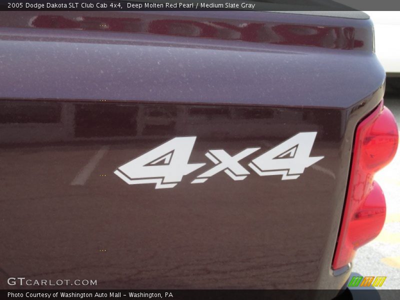 Deep Molten Red Pearl / Medium Slate Gray 2005 Dodge Dakota SLT Club Cab 4x4