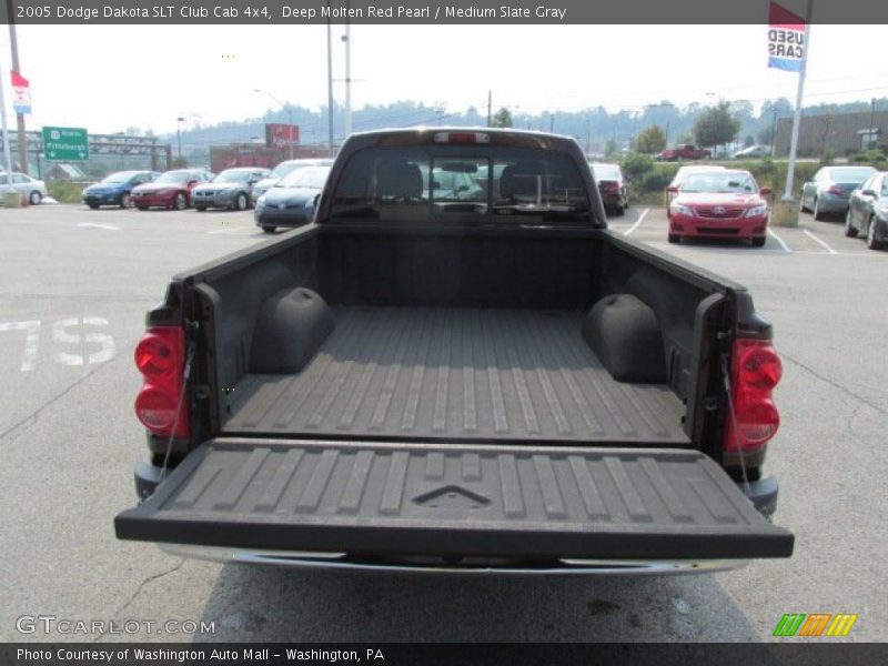 Deep Molten Red Pearl / Medium Slate Gray 2005 Dodge Dakota SLT Club Cab 4x4