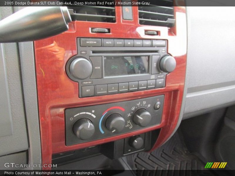 Deep Molten Red Pearl / Medium Slate Gray 2005 Dodge Dakota SLT Club Cab 4x4