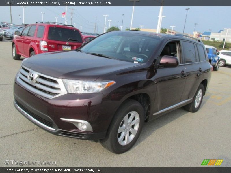Front 3/4 View of 2013 Highlander SE 4WD
