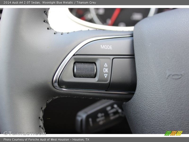 Controls of 2014 A4 2.0T Sedan