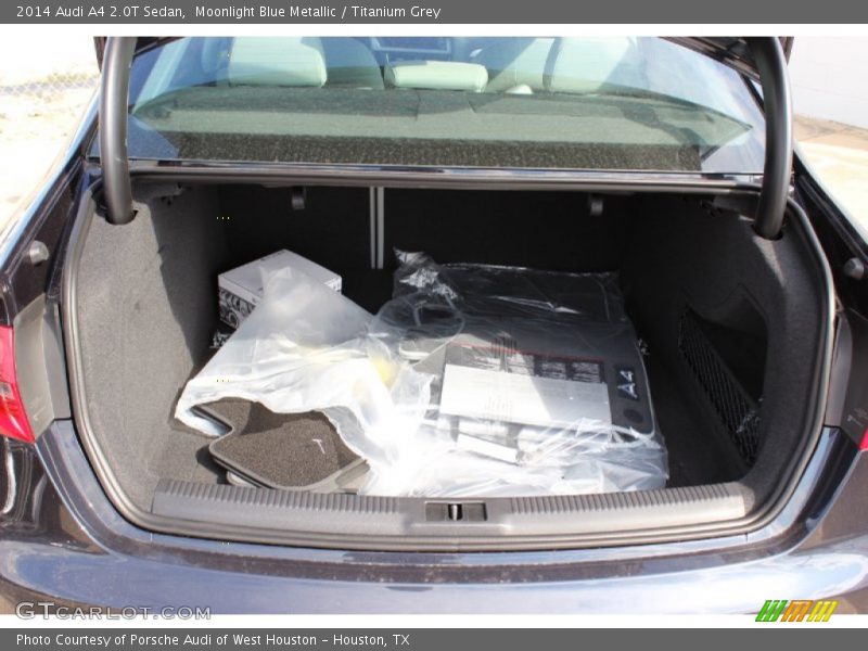  2014 A4 2.0T Sedan Trunk