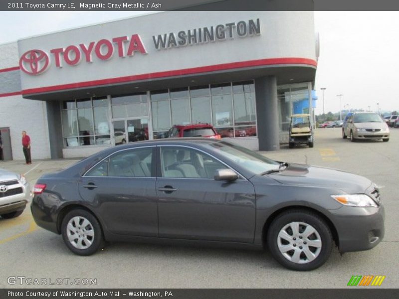 Magnetic Gray Metallic / Ash 2011 Toyota Camry LE
