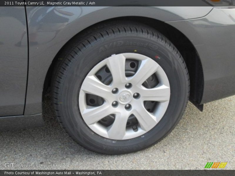 Magnetic Gray Metallic / Ash 2011 Toyota Camry LE