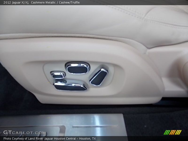 Cashmere Metallic / Cashew/Truffle 2012 Jaguar XJ XJ