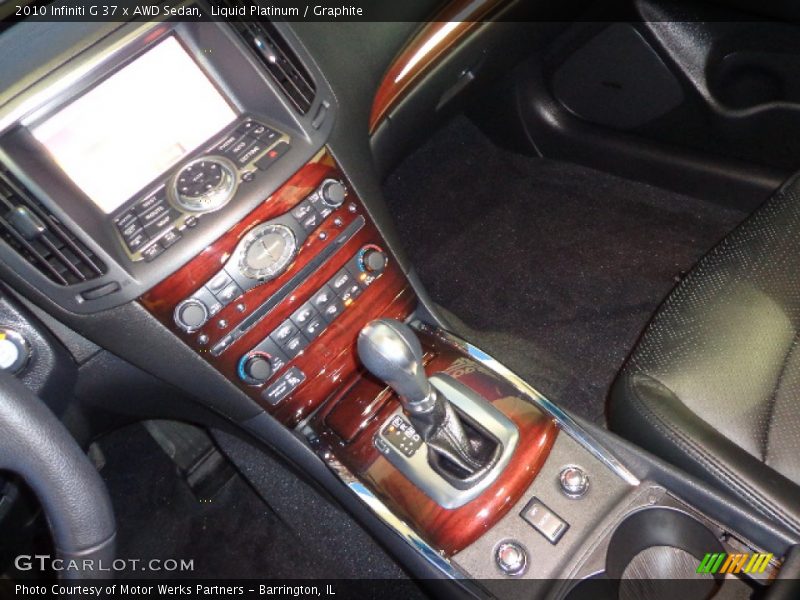 Liquid Platinum / Graphite 2010 Infiniti G 37 x AWD Sedan