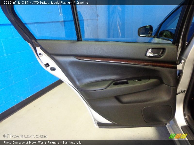 Liquid Platinum / Graphite 2010 Infiniti G 37 x AWD Sedan