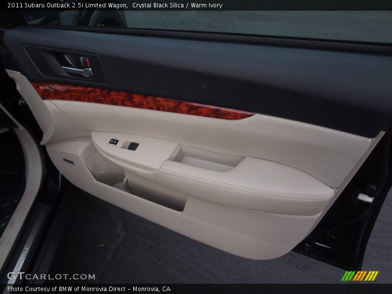 Crystal Black Silica / Warm Ivory 2011 Subaru Outback 2.5i Limited Wagon