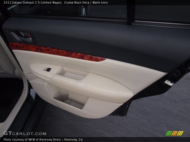 Crystal Black Silica / Warm Ivory 2011 Subaru Outback 2.5i Limited Wagon