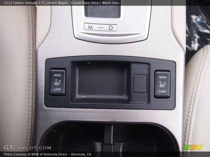 Crystal Black Silica / Warm Ivory 2011 Subaru Outback 2.5i Limited Wagon