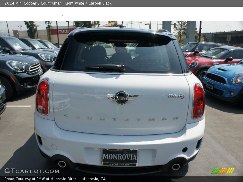 Light White / Carbon Black 2014 Mini Cooper S Countryman