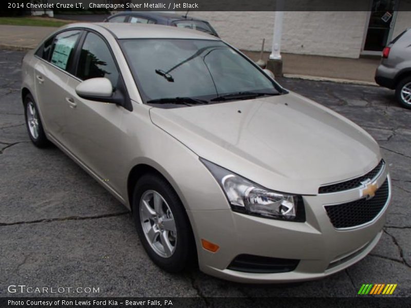 Champagne Silver Metallic / Jet Black 2014 Chevrolet Cruze LT