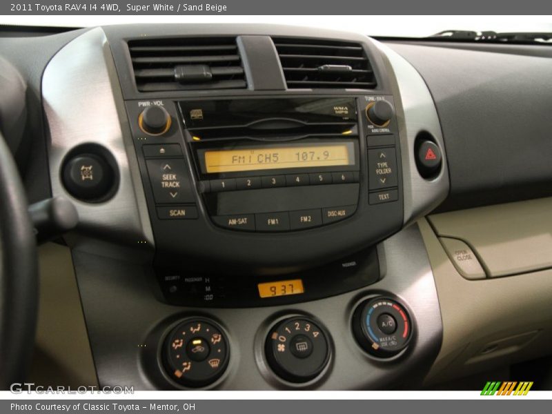 Super White / Sand Beige 2011 Toyota RAV4 I4 4WD