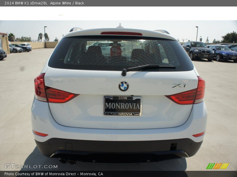 Alpine White / Black 2014 BMW X1 sDrive28i