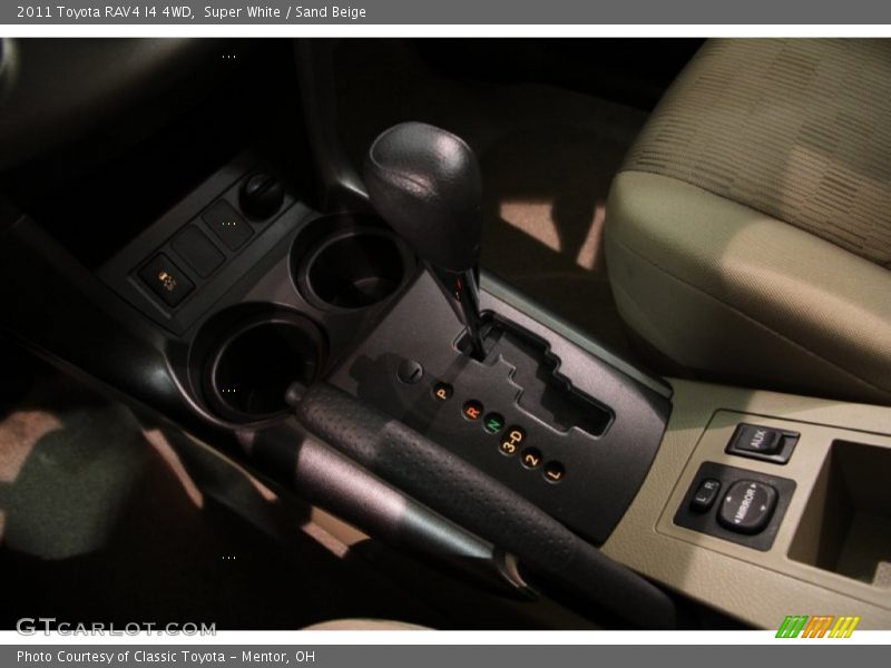 Super White / Sand Beige 2011 Toyota RAV4 I4 4WD