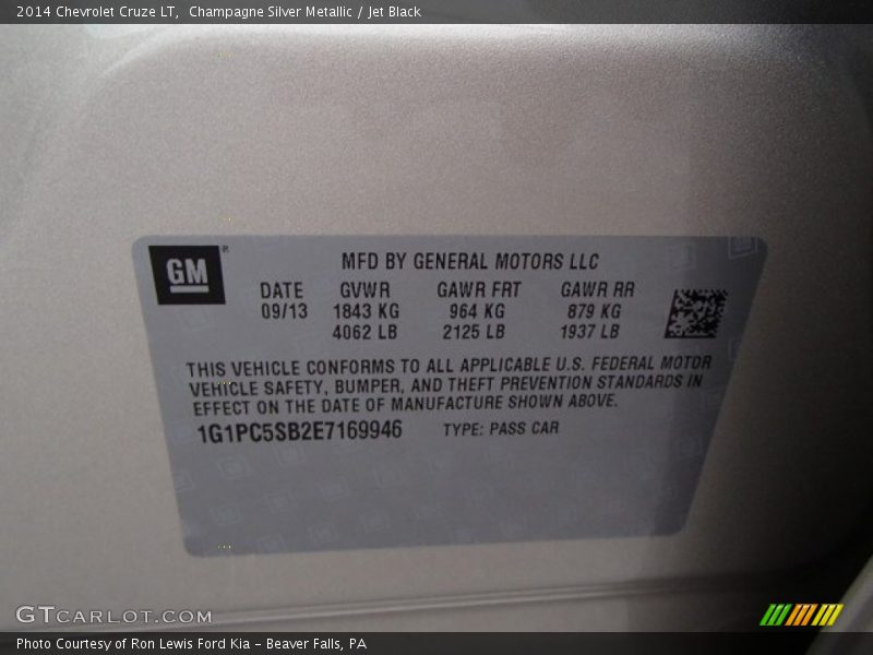 Champagne Silver Metallic / Jet Black 2014 Chevrolet Cruze LT