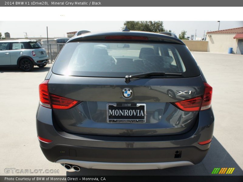 Mineral Grey Metallic / Black 2014 BMW X1 sDrive28i