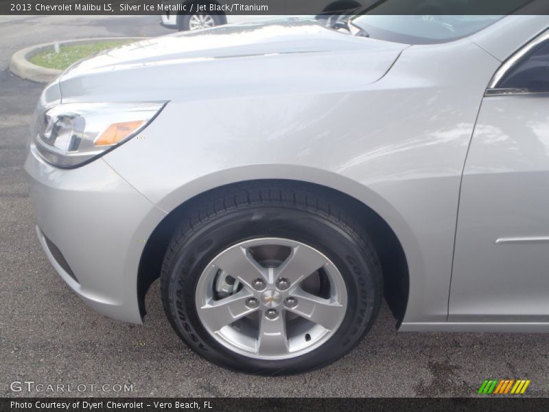 Silver Ice Metallic / Jet Black/Titanium 2013 Chevrolet Malibu LS