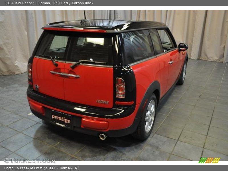 Chili Red / Carbon Black 2014 Mini Cooper Clubman