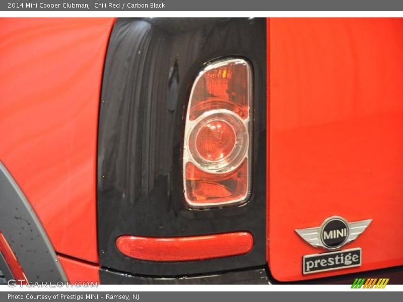 Chili Red / Carbon Black 2014 Mini Cooper Clubman