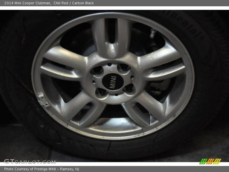 Chili Red / Carbon Black 2014 Mini Cooper Clubman