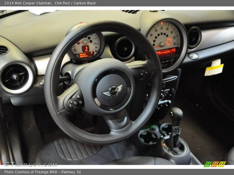 Chili Red / Carbon Black 2014 Mini Cooper Clubman