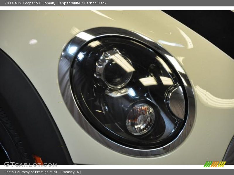 Pepper White / Carbon Black 2014 Mini Cooper S Clubman