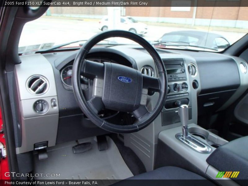 Bright Red / Medium Flint/Dark Flint Grey 2005 Ford F150 XLT SuperCab 4x4