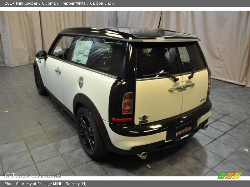 Pepper White / Carbon Black 2014 Mini Cooper S Clubman