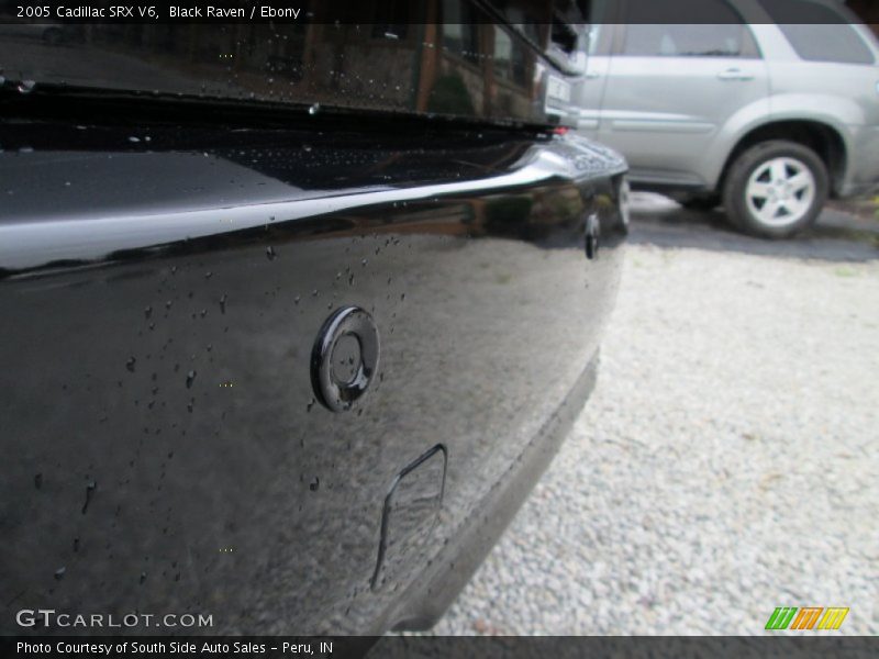 Black Raven / Ebony 2005 Cadillac SRX V6