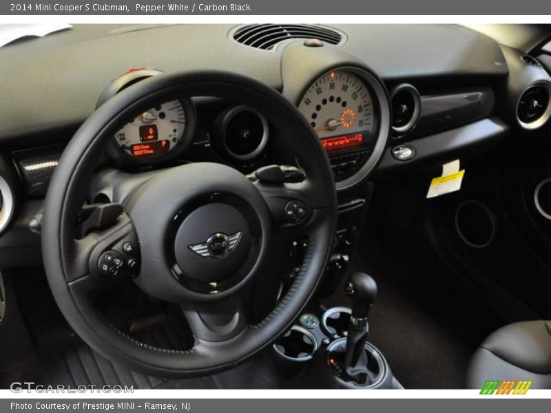 Pepper White / Carbon Black 2014 Mini Cooper S Clubman