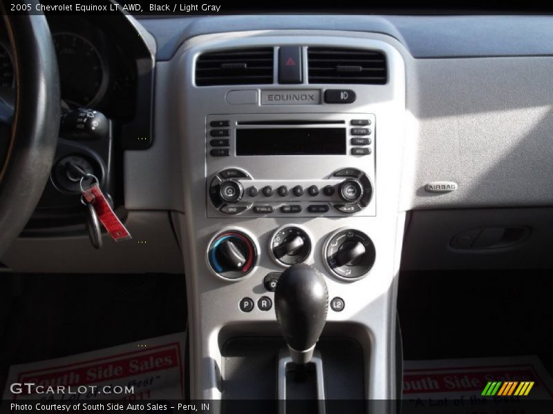 Black / Light Gray 2005 Chevrolet Equinox LT AWD