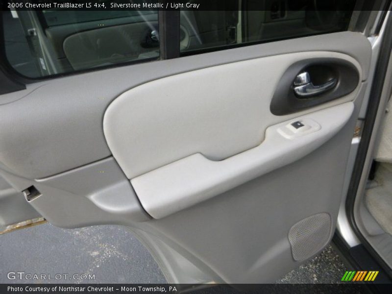 Silverstone Metallic / Light Gray 2006 Chevrolet TrailBlazer LS 4x4