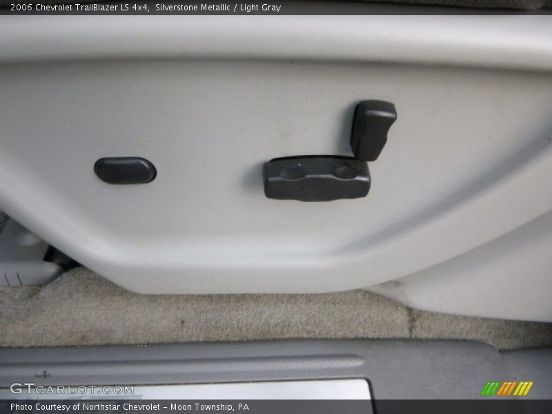 Silverstone Metallic / Light Gray 2006 Chevrolet TrailBlazer LS 4x4