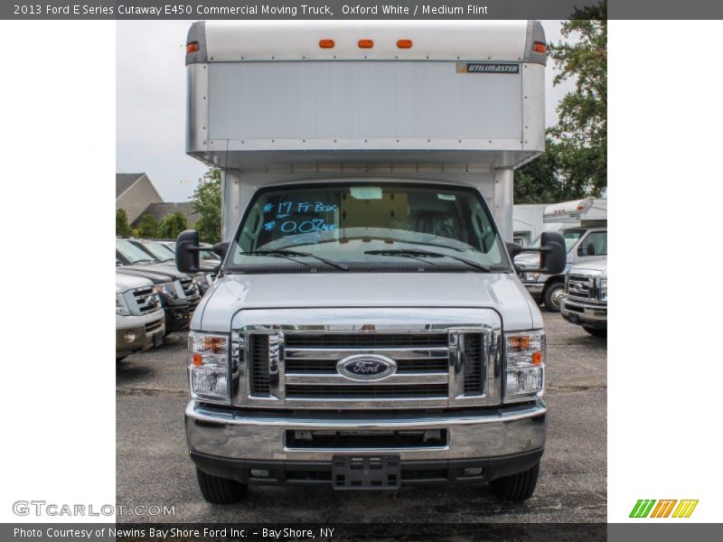 Oxford White / Medium Flint 2013 Ford E Series Cutaway E450 Commercial Moving Truck